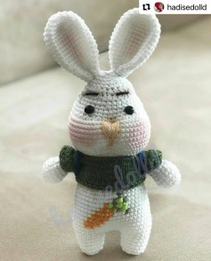 Amigurumi Tavşanı: Havuç Detaylı Sevimli Oyuncak Yapımı