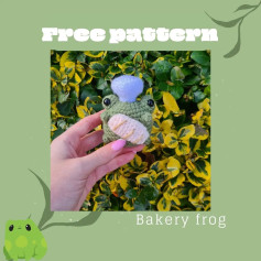 Free Crochet Pattern: Cute Bakery Frog Amigurumi