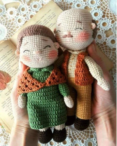 Изготовление вязаных кукол: схема для создания бабушки и дедушки