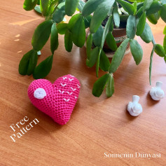 Kalp Şeklinde Amigurumi Örgü Modeli: Ücretsiz Desen