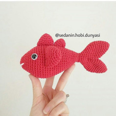 Kırmızı Amigurumi Balık Modeli İçin Kolay Tığ İşi Deseni