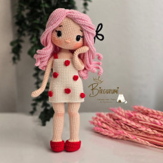 Pembe Saçlı Amigurumi Bebek Modeli: Tarzınızı Yansıtın