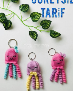 Üç Sevimli Amigurumi Ahtapot Anahtarlık Tarifi