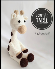 Ücretsiz Amigurumi Zürafa Tarifi: Sevimli Örgü Oyuncak Yapımı