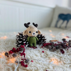 Charming Crochet Reindeer: A Cozy Winter Amigurumi Pattern