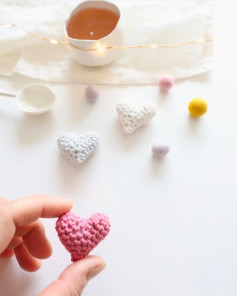 Cœur au crochet: Un charmant projet pour débutants