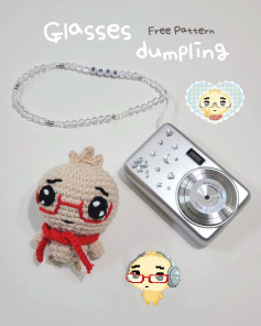 Cute Dumpling with Glasses Crochet Pattern Free Download