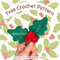 Festive Holly Leaf and Berry Crochet Pattern for Christmas Decor