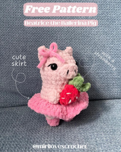 Free Crochet Pattern: Beatrice the Ballerina Pig with Strawberry