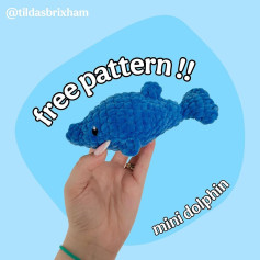 Free Crochet Pattern: Cute Mini Dolphin Amigurumi