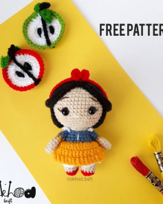 Free Crochet Pattern of Amigurumi Doll and Apple Slices