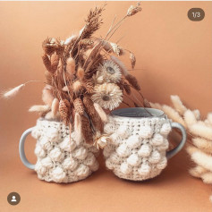 Housse de tasse au crochet avec design de bulles