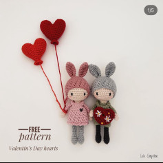 Jouets en crochet pour la Saint-Valentin avec des cœurs adorables