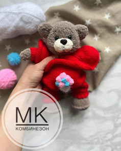 Вязаный комбинезон для игрушечного медвежонка своими руками