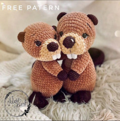 Adorable Crochet Otters Amigurumi Free Pattern for Beginners