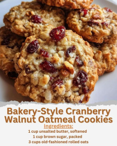 Bakery-Style Cranberry Walnut Oatmeal Cookies