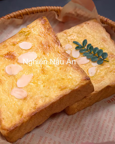 Bánh Mì Nướng Hạnh Nhân Phô Mai Giòn Tan Thơm Ngon