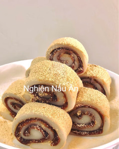 Bánh Nếp Cuộn Đậu Đỏ Thơm Ngon