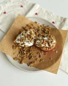 Caramelized Peach Delight with Skyr and Granola