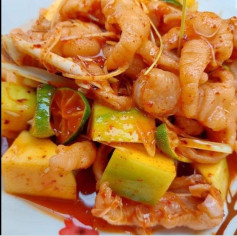 Chân Gà Rút Xương Sốt Thái Chua Cay Đậm Đà