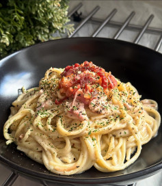 Creamy Bacon Parmesan Spaghetti Delight
