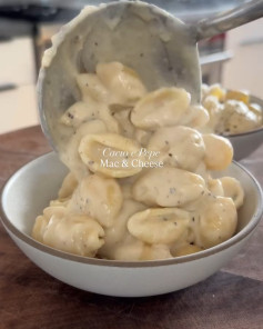 Creamy Cacio e Pepe Shells Delight