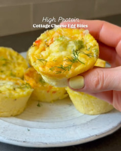Fluffy Protein-Packed Cottage Cheese Egg Bites