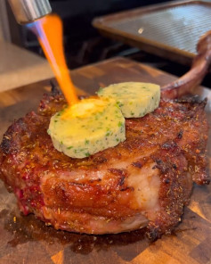 Garlic Parmesan Tomahawk Delight