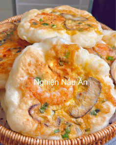 Bánh xèo tôm nấm vàng