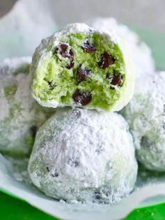 Mint Chocolate Chip Snowball Cookies
