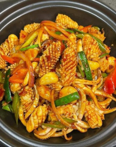 Mực Sa Tế Xào Cay Thơm Ngon, Đậm Đà Vị Biển