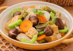 Ngon đậm đà với món rau củ kho chay
