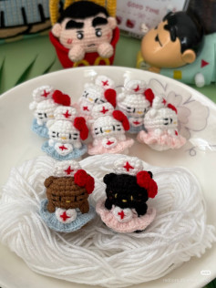 nurse hello kitty