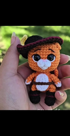 Patrón de crochet para el gatito con sombrero
