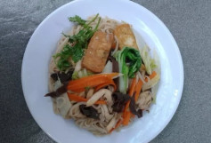 Phở Xào Chay Rau Củ Giòn Thơm Tự Nhiên