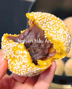 Bí đỏ đậu đỏ Delight với mè giòn