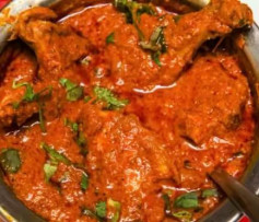 Restaurant-Style Chicken Curry
