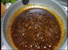 Sốt Tiêu Đen Đậm Đà Hương Vị