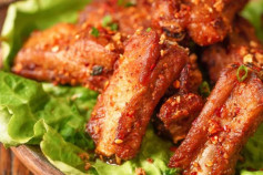 Sườn heo muối cay Delight