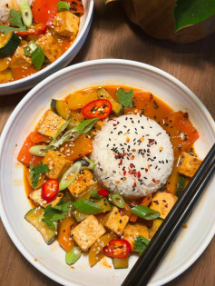 Spicy Thai Red Curry Tofu Delight