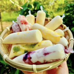 Sữa Chua Túi Mứt Hoa Quả Mát Lạnh Thơm Ngon