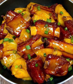 Sườn hầm dứa ngọt chua hấp dẫn