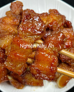Thịt Ba Chỉ Chiên Giòn Sốt Mặn Ngọt