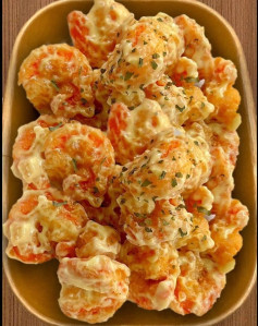 Tôm Chiên Giòn Sốt Dứa Mật Ong Thơm Ngon