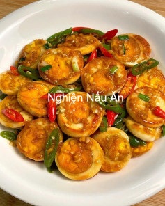 Trứng Chiên Ớt Sắc Màu Cay Nồng Thơm Ngon