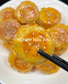 Xúc Xích Ngàn Lớp Nướng Giòn Thơm Mè