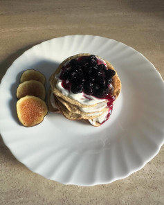 Almond Delight Pancakes with Berry Bliss