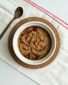 Autumns Cozy PB&J Baked Oats Delight