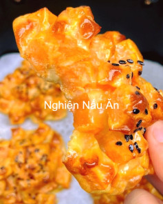 Bánh Khoai Lang Giòn Rụm Mè Đen Hấp Dẫn