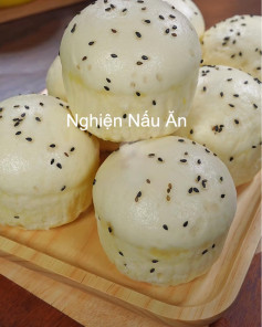 Bánh Táo Hấp Mềm Xốp Thơm Vị Mè Đen